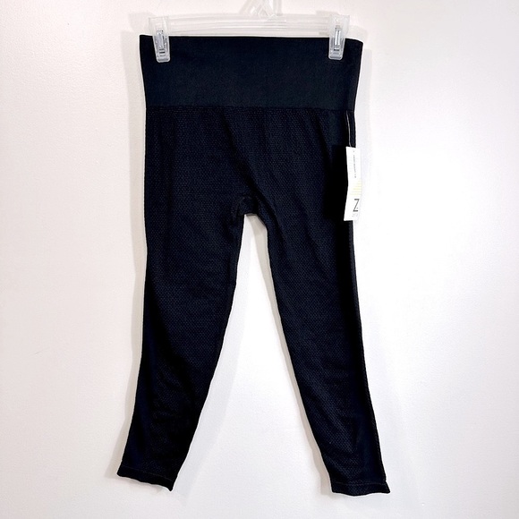 NWT Zella High Waist Seamless Textured 7/8 Leggings Black Size Small - Picture 7 of 13